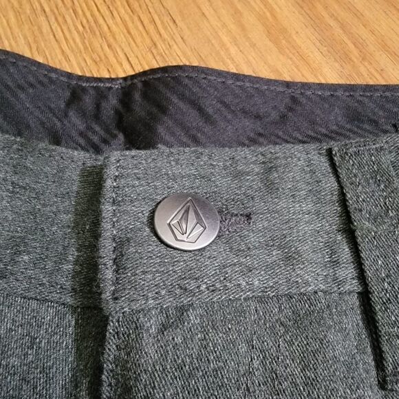 Volcom V Monty Pants Chinos Dark Charcoal Heather Gray Black Men's Size 28 New - Picture 3 of 6